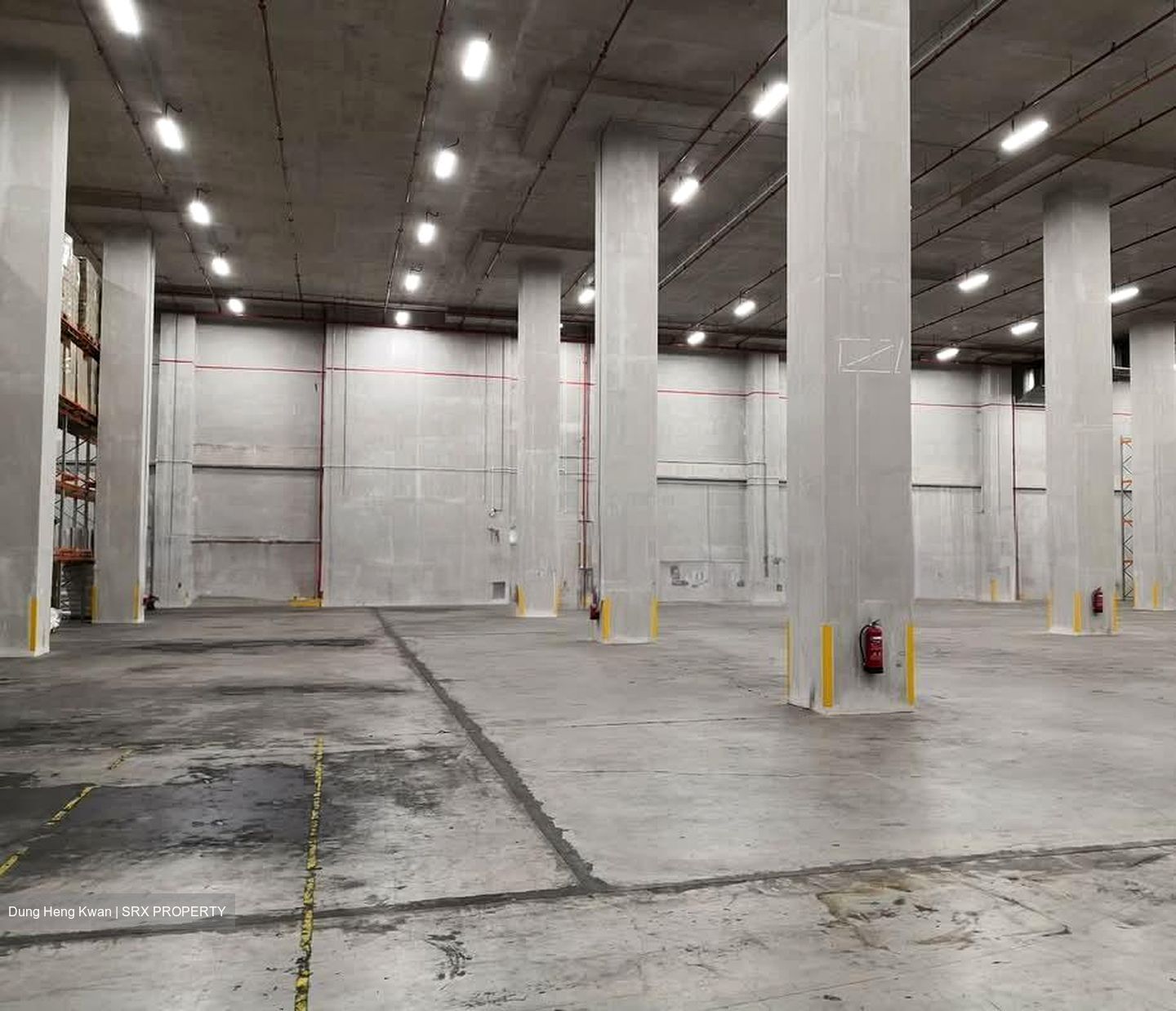 Jurong Port Road (D22), Warehouse #575443571